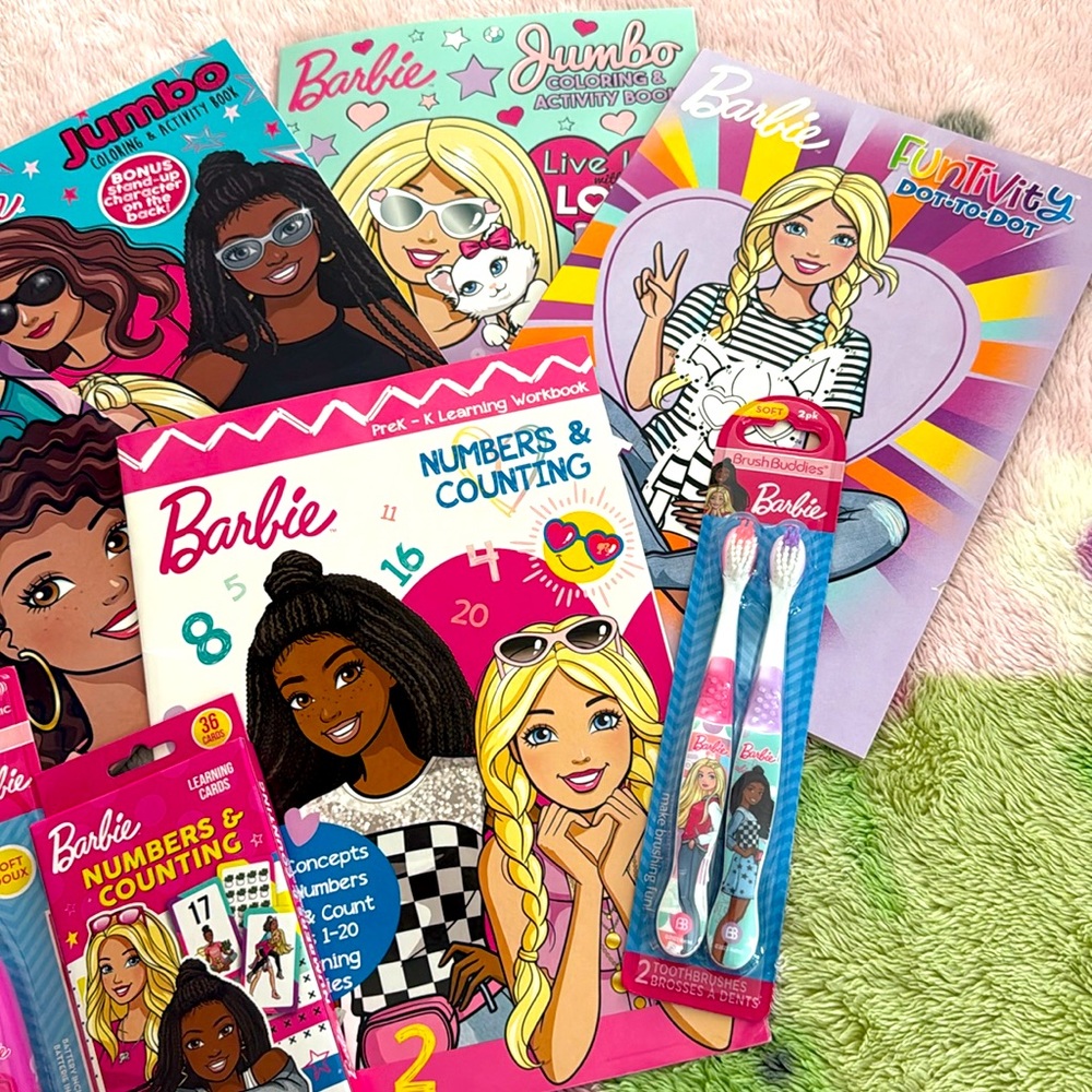 Barbie Activity and Learning Set - Picture 2 of 9